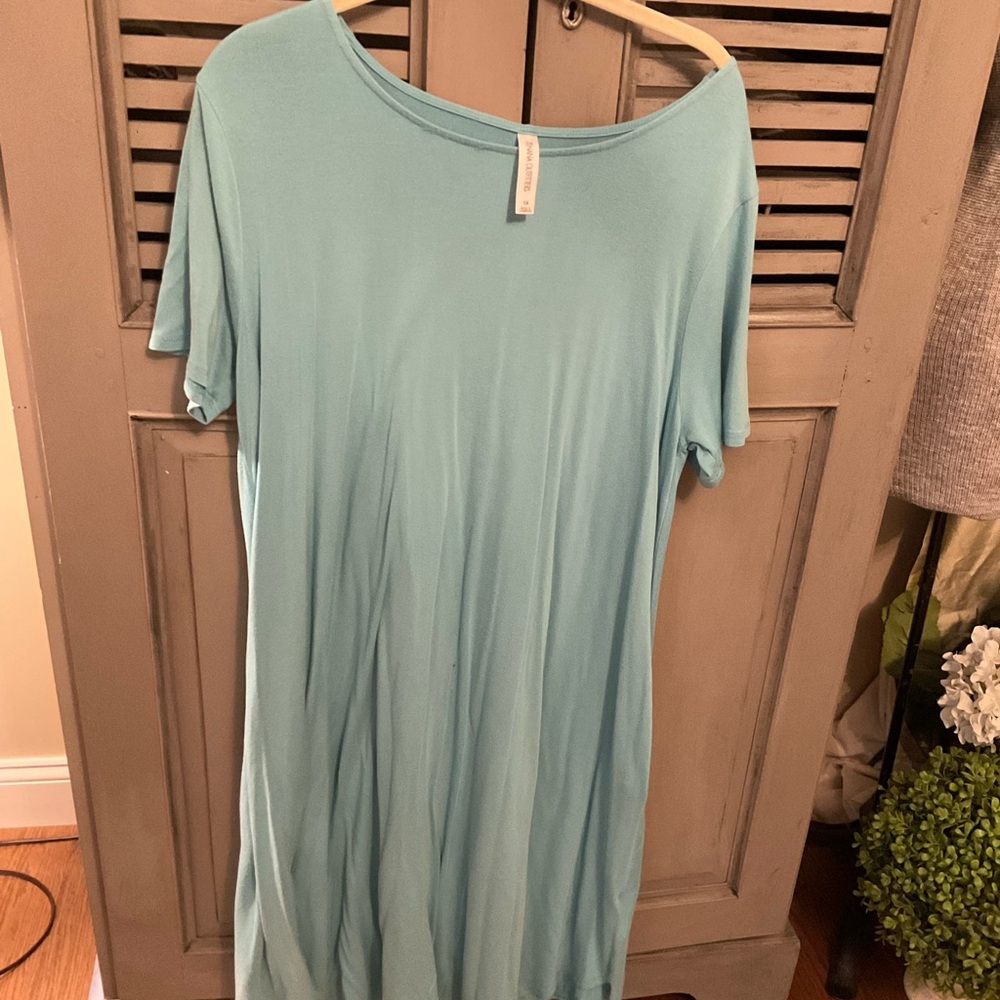 Zenana Outfitters Aqua Tunic Midi dress